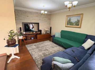 Casa · 185m² · 2 Quartos · 1 Vaga · Sobrado em Pilarzinho, Curitiba/PR de 185m² 2 quartos à venda por R$ 1.290.000,00