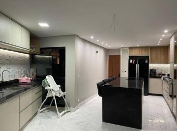 Casa · 250m² · 3 Quartos · 3 Vagas · Sobrado em Vila Santa Isabel, São Paulo/SP de 250m² 3 quartos à venda por R$ 1.250.000,00