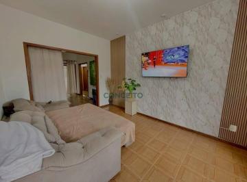 Casa · 250m² · 6 Quartos · 3 Vagas · Casa em Real Parque, São José/SC de 250m² 6 quartos à venda por R$ 1.100.000,00