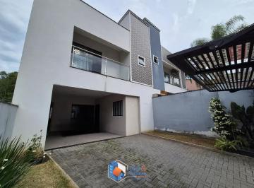Casa · 166m² · 3 Quartos · 2 Vagas · Sobrado em Tifa Martins, Jaraguá do Sul/SC de 166m² 3 quartos à venda por R$ 599.990,00