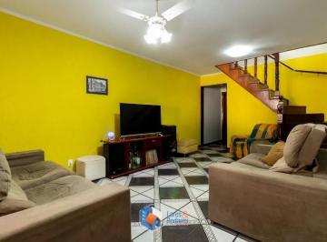 Casa · 199m² · 3 Quartos · 1 Vaga · Sobrado em Helena Maria, Osasco/SP de 199m² 3 quartos à venda por R$ 500.000,00