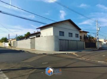 Casa · 234m² · 4 Quartos · 3 Vagas · Sobrado em Nova Jaboticabal, Jaboticabal/SP de 234m² 4 quartos à venda por R$ 550.000,00