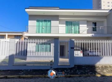 Casa · 180m² · 3 Quartos · 3 Vagas · Casa em Rio Pequeno, Camboriú/SC de 180m² 3 quartos à venda por R$ 1.590.000,00