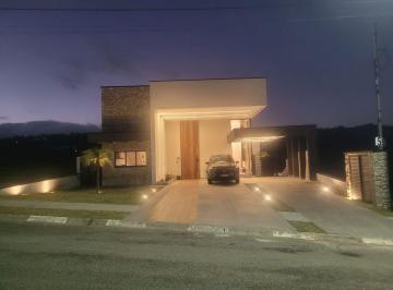 Casa · 398m² · 4 Quartos · 3 Vagas · Casa em Altos de São Fernando, Jandira/SP de 398m² 4 quartos à venda por R$ 2.980.000,00