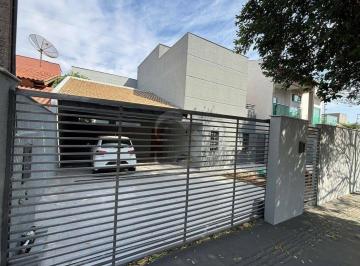 Casa · 320m² · 4 Quartos · 2 Vagas · Sobrado em Andrade, Londrina/PR de 320m² 4 quartos à venda por R$ 1.400.000,00