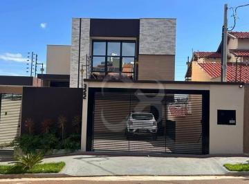 Casa · 226m² · 3 Quartos · 2 Vagas · Casa em Universitário, Londrina/PR de 226m² 3 quartos à venda por R$ 1.790.000,00