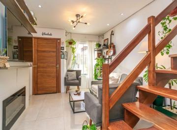 Casa · 64m² · 2 Quartos · 1 Vaga · Excelente sobrado, semimobiliado, com 77m², 2 dormitórios e 1 vaga de garagem,