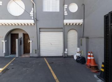 Comercial · 210m² · Casa comercial na Rua Voluntários da Pátria, 1049 • 210 m²