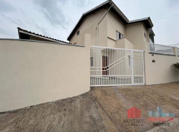 Capela · Casa à venda no Residencial Santa Rosa em Vinhedo S/P.