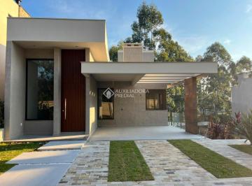 Casa · 240m² · 3 Quartos · 4 Vagas · Casa em Condomínio no Centro de Gravataí