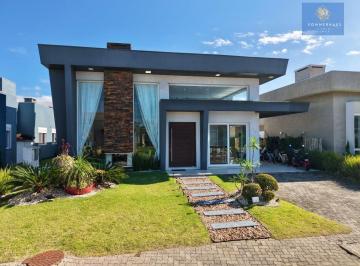 Casa · 175m² · 4 Quartos · 2 Vagas · Casa em Condomínio fechado em Capão da Canoa