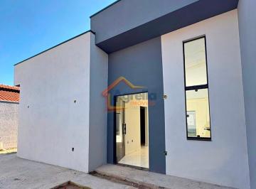 Casa · 65m² · 3 Quartos · 2 Vagas · INTEGRAÇÃO, PÉ-DIREITO ALTO E ÁREA GOURMET