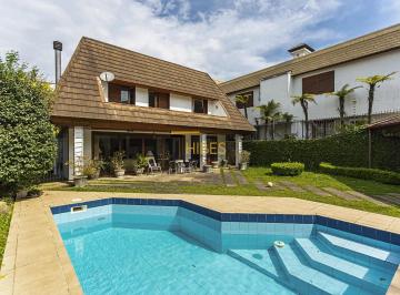 Casa de 4 quartos, Curitiba · Casa retrô Vista alegre, 4 dormitórios, 376 m², 4 vagas de garagem