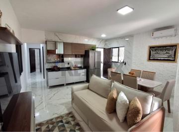 Casa · 73m² · 2 Quartos · 2 Vagas · CASA 2 QUARTOS (1 SUÍTE) COM USINA SOLAR + AR-CONDICIONADO E MÓVEIS INCLUSOS EM SÃO GONÇALO
