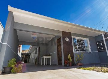 Casa · 110m² · 3 Quartos · 3 Vagas · Casa TÉRREA com 3 quartos, edícula, 03 vagas, Costeira – São José dos Pinhais R$ 580mil!