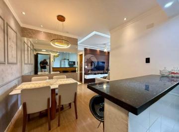 Apartamento · 63m² · 2 Quartos · 1 Vaga · Apartamento Reformado, 2 Dormitórios, Vista Livre e Garagem Fechada no Saboó – Santos/SP