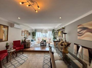 Apartamento · 191m² · 3 Quartos · 1 Vaga · Apartamento Porteira Fechada, 3 Dormitórios, Suíte, Vista Livre e Próximo à Praia do Gonzaga – Santo