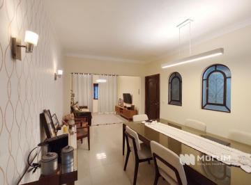 Casa · 160m² · 2 Quartos · 2 Vagas · Casa à venda - em Assunção
