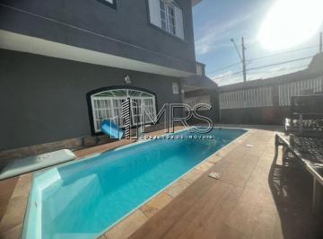 Casa · 123m² · 4 Quartos · 2 Vagas · Espaçoso Sobrado à Venda no Ocian Praia Grande - 4 Quartos e Piscina