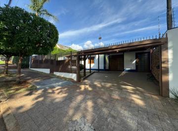 Casa · 205m² · 3 Quartos · 2 Vagas · Casa Zona 05