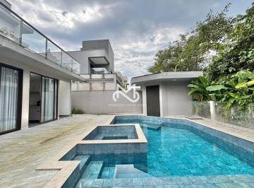 Casa · 4 Quartos · Casa para locação anual no Módulo 16 da Riviera de São Lourenço