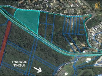cd15d33559ecca325fac80eef5397401adb7dbf9 · Terreno à venda, 23.400 m² por R$ 11.000.000 - São João - Curitiba/PR