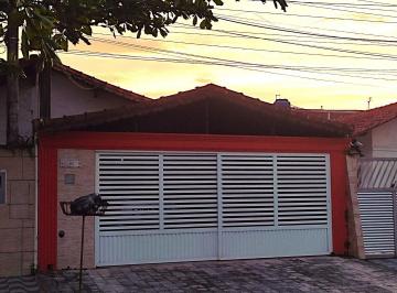 cae4d7f74defc1795b76daa4d9511ab94b1f7c78 · Casa com 2 quartos, 1 suíte a venda no bairro de Vila Tupi em Praia Grande - SP