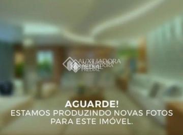 Casa · 272m² · 5 Quartos · 3 Vagas · Casa de Alto Padrão em Jurerê Internacional | 4 Suítes, Piscina e a 700m da Praia