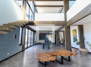 Casa · 420m² · 2 Quartos · 4 Vagas · Casa para Aluguel - Gramado, 2 Quartos,  420 m2 - Campinas