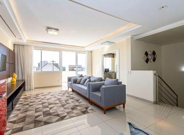 Casa de 3 quartos, Curitiba · Triplex com piscina aquecida, espaço gourmet e vista para a Serra do Mar no Pilarzinho
