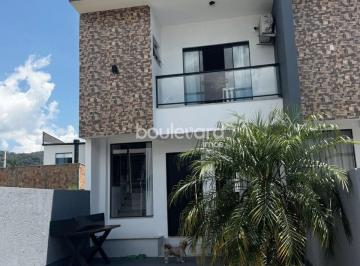 Casa · 82m² · 2 Quartos · 1 Vaga · Sobrado de 2 Dormitórios | 2 Suítes | Jardim Botânico