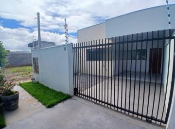 202608302332548887.jpg · Casa 2 dormitórios para Locação em Lucas do Rio Verde, Bairro Bandeirantes, 2 dormitórios, 1 banheir