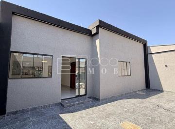 Casa · 150m² · 3 Quartos · 3 Vagas · Casa com 3 quartos, sendo 1 suíte na Quadra 401 do Recanto das Emas
