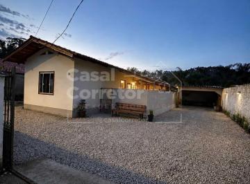 Casa · 85m² · 3 Quartos · 1 Vaga · Casa com 3 quarto e um amplo espaço de terreno