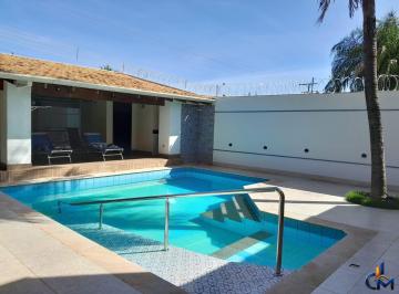 Casa · 4 Quartos · 2 Vagas · Casa à venda no bairro Boa Esperança - Cuiabá/MT
