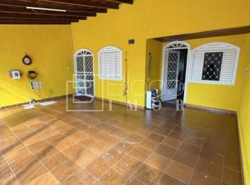 Casa · 105m² · 3 Quartos · 2 Vagas · Casa com 3 quartos na QR 412 de Samambaia