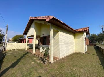 Casa · 97m² · 3 Quartos · 1 Vaga · Casa com 3 Dormitorios em Laje a Venda em Cidreira-RS!