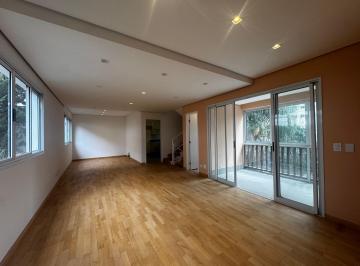 Casa · 294m² · 3 Quartos · Casa para alugar em Vila Andrade de 294.00m² com 3 Quartos e 2 Suites