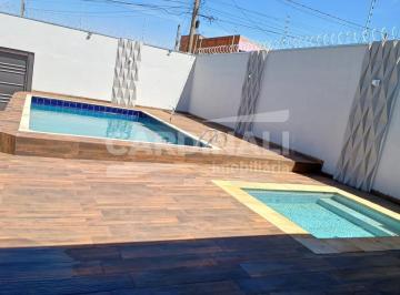 Casa · 22m² · 2 Quartos · 3 Vagas · Casa para venda em Parque Gramado Ii de 22.00m² com 2 Quartos e 3 Garagens