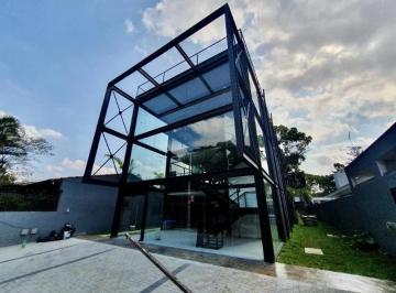 Comercial , São Paulo · Prédio comercial contemporâneo e reformado com 2 galpões - Locação/venda