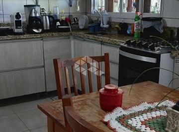 Casa · 208m² · 2 Quartos · 1 Vaga · Terreno com 2 casas e vaga