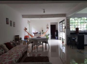 Casa · 123m² · 2 Quartos · 1 Vaga · Venda de Casa Guarujá SP - Amplo espaço interno com oportunidade de sobrado, vaga de garagem e local