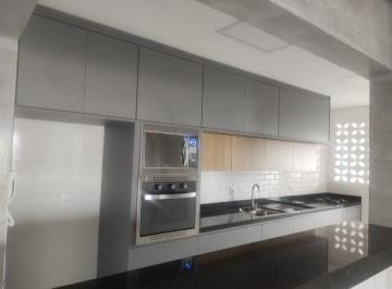Apartamento · 90m² · 2 Quartos · 2 Vagas · Apartamento com varanda gourmet, 2 dormitórios, suíte e 2 vagas em ótimo de São Vicente.