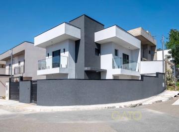 Casa 140m² Venda Centro · Sobrado Novo