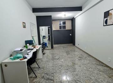 Comercial 45m² Aluguel Setor Industrial · Espetacular loja comercial na Qi 03 do Setor Industrial do Gama