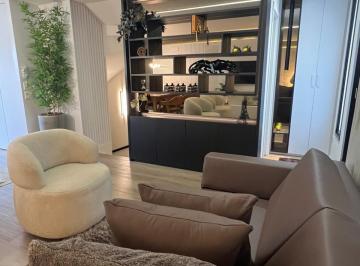 Sala de estar · Casa contemporânea e sofisticada em condomínio fechado no Jardim Social
