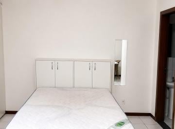 Apartamento , Brasília · Kitnet mobiliada, bem conservada e com garagem – excelente localização
