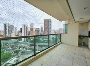 Apartamento de 1 quarto, São Paulo · Apartamento de 147 m² com 3 suites e 3 vagas à venda no Brooklin Paulista