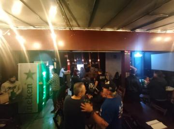 Comercial , Curitiba · Vendo PUB (não o imóvel)
