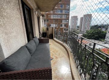Apartamento · 313m² · 4 Quartos · 6 Vagas · Impecável apartamento de luxo em Moema, São Paulo-SP: 4 quartos, 4 suítes, 6 banheiros, 6 vagas, 313
